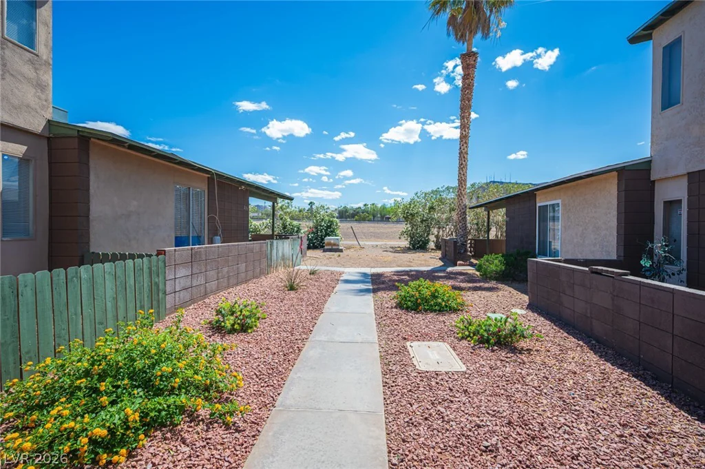 209 Van Wagenen, Henderson, NV 89015