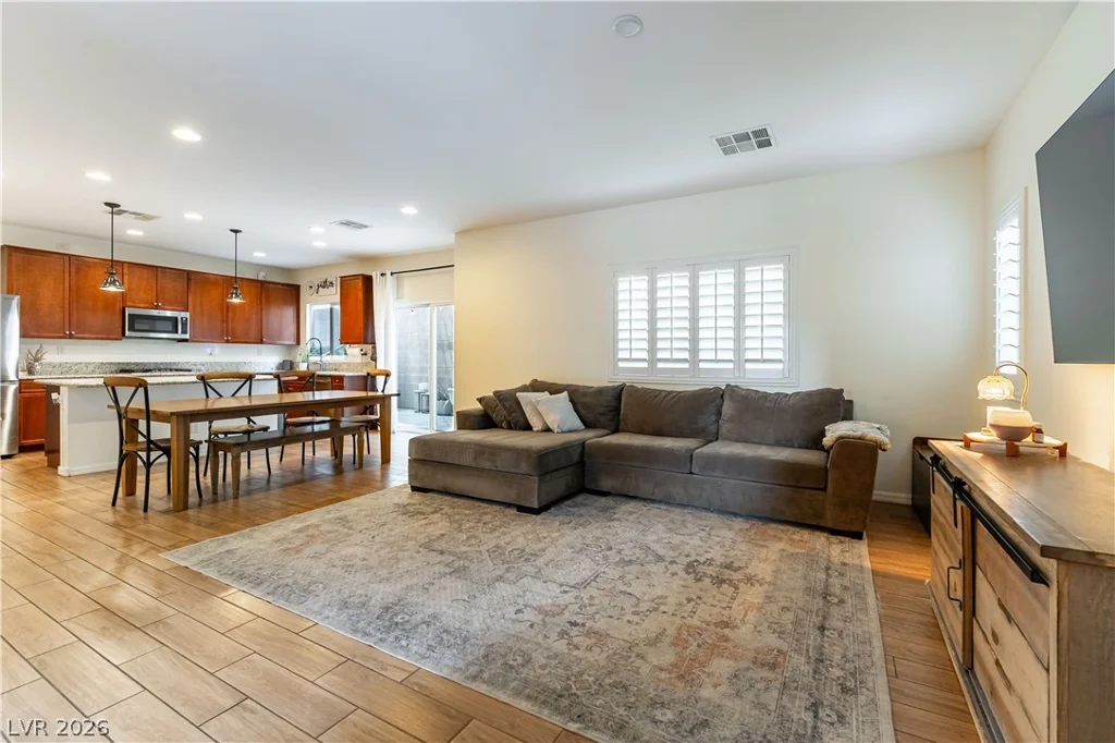 10750 Red Badge, Las Vegas, NV 89166