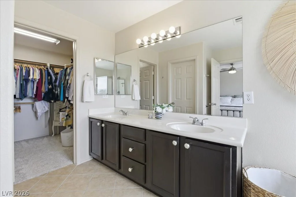 8104 Loma Del Ray, Las Vegas, NV 89131