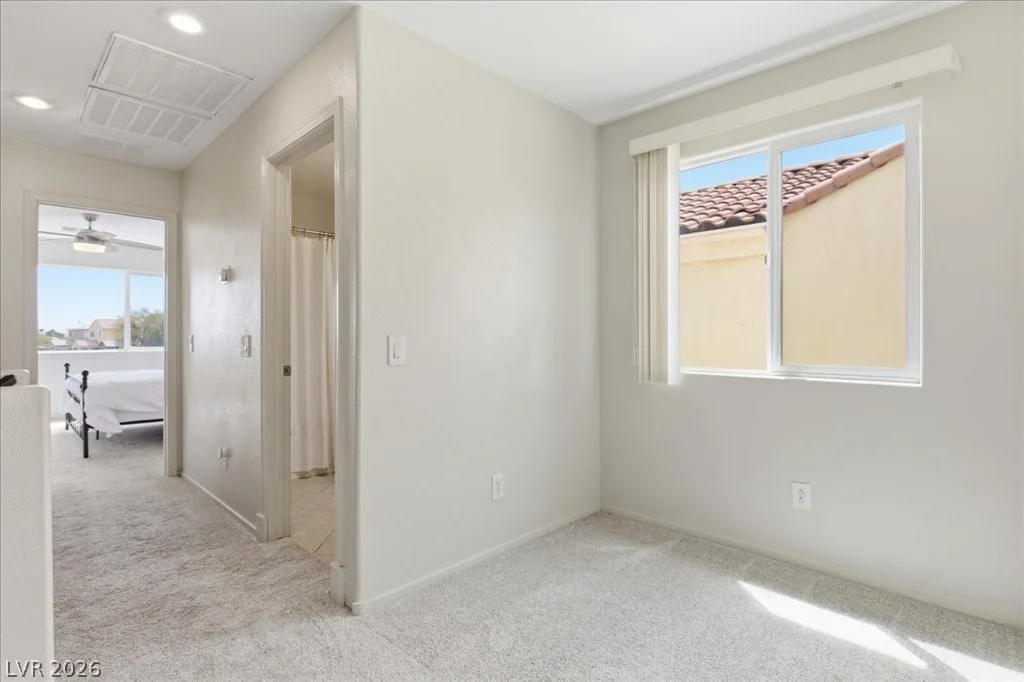 8104 Loma Del Ray, Las Vegas, NV 89131