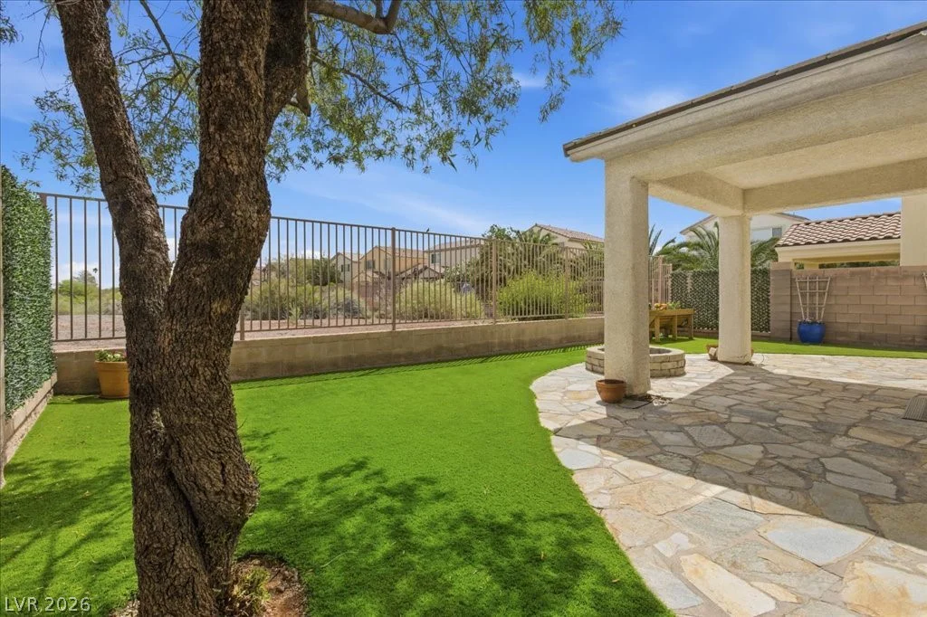 8104 Loma Del Ray, Las Vegas, NV 89131