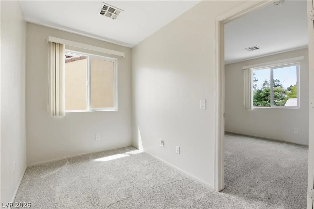 8104 Loma Del Ray, Las Vegas, NV 89131