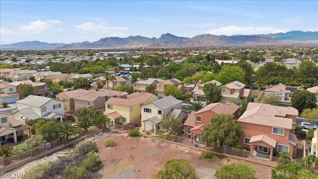 8104 Loma Del Ray, Las Vegas, NV 89131