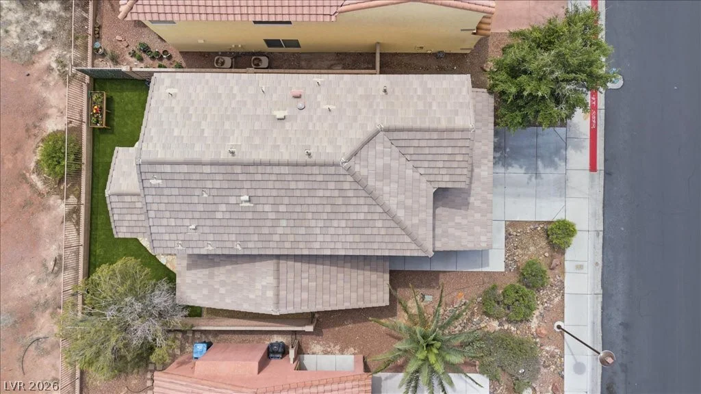8104 Loma Del Ray, Las Vegas, NV 89131