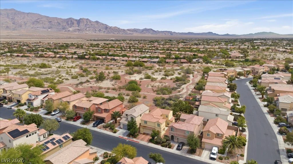 8104 Loma Del Ray, Las Vegas, NV 89131