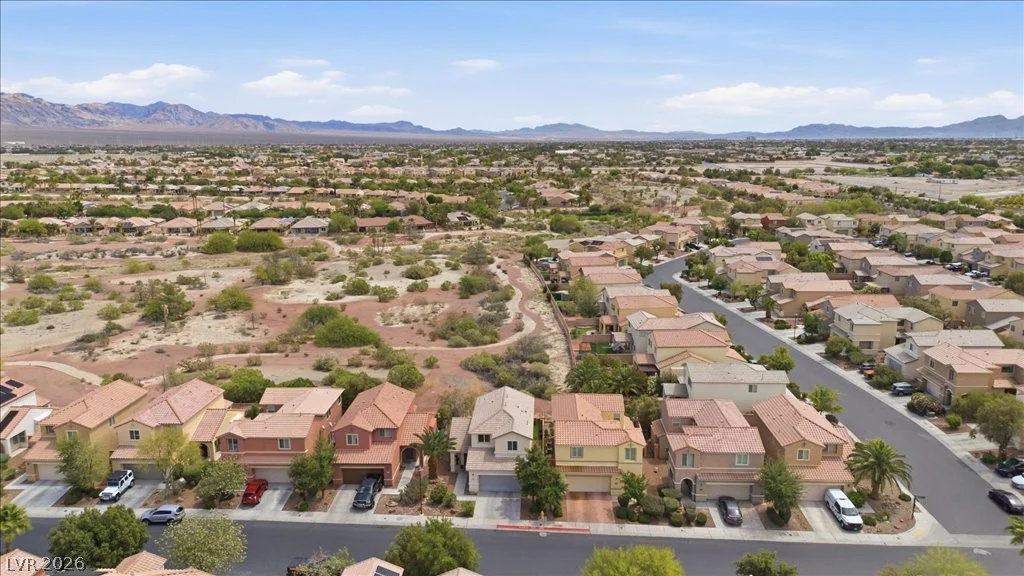 8104 Loma Del Ray, Las Vegas, NV 89131