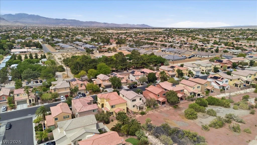 8104 Loma Del Ray, Las Vegas, NV 89131
