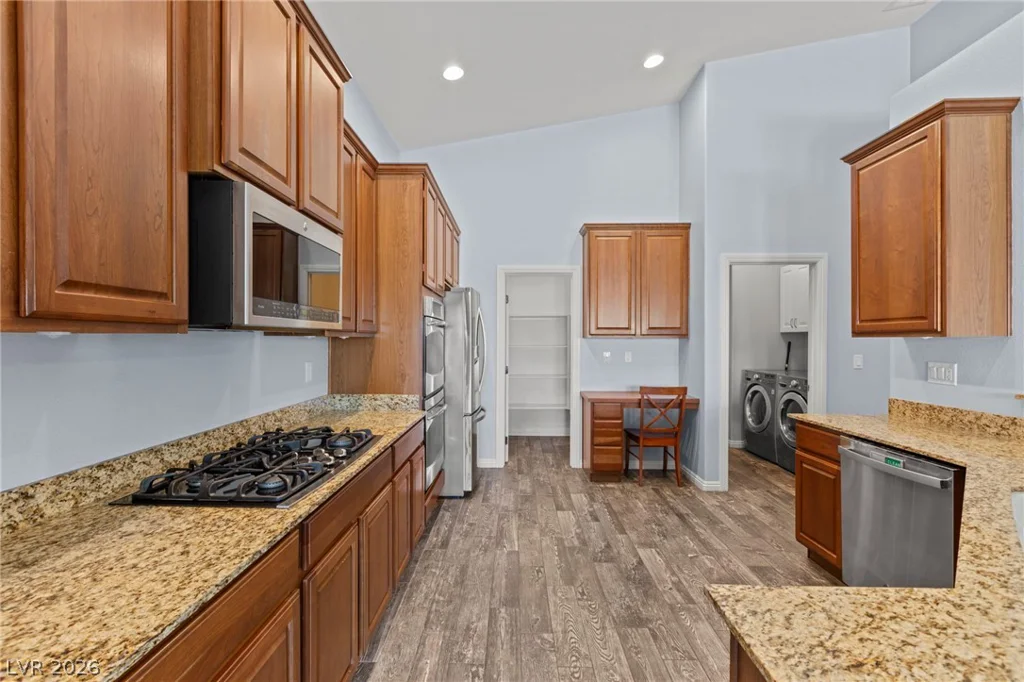 6414 White Tiger, Las Vegas, NV 89130