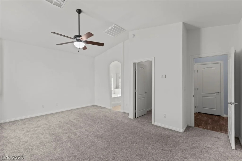 6414 White Tiger, Las Vegas, NV 89130