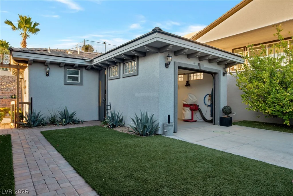 7132 Polita, Las Vegas, NV 89156
