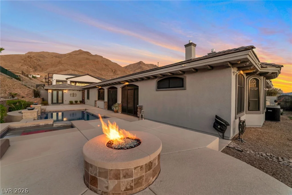 7132 Polita, Las Vegas, NV 89156