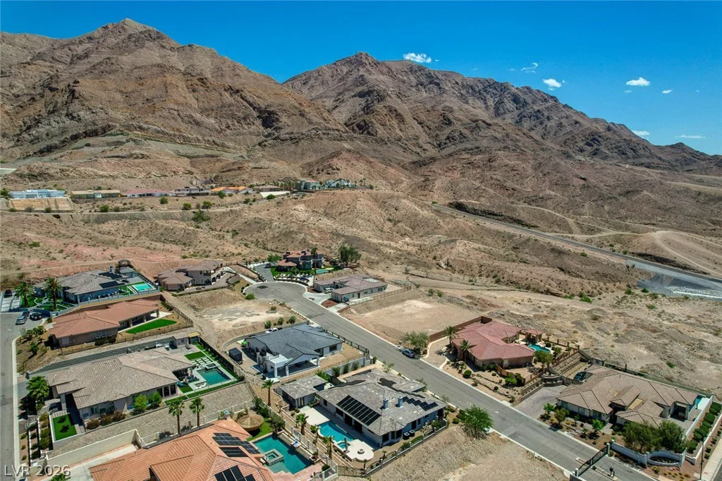 7132 Polita, Las Vegas, NV 89156