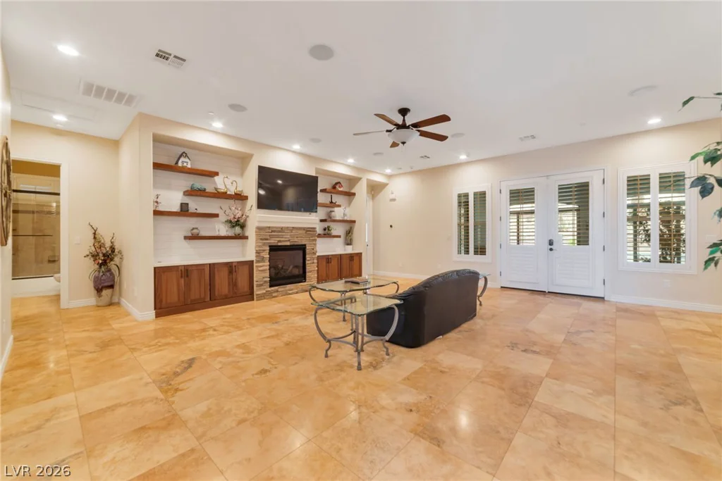 7132 Polita, Las Vegas, NV 89156