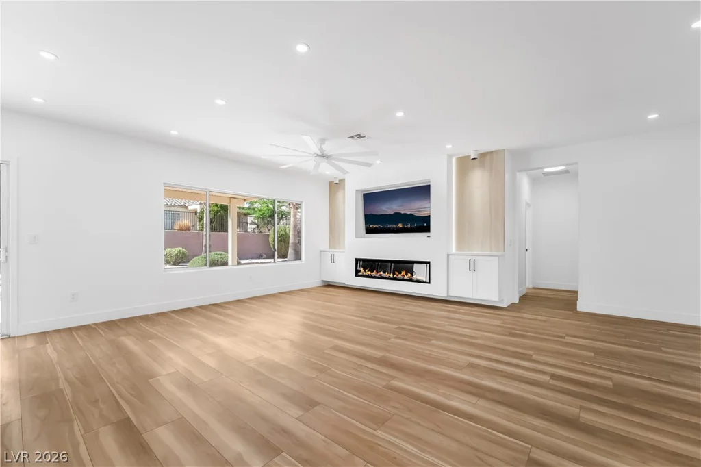 2537 Terrytown, Henderson, NV 89052