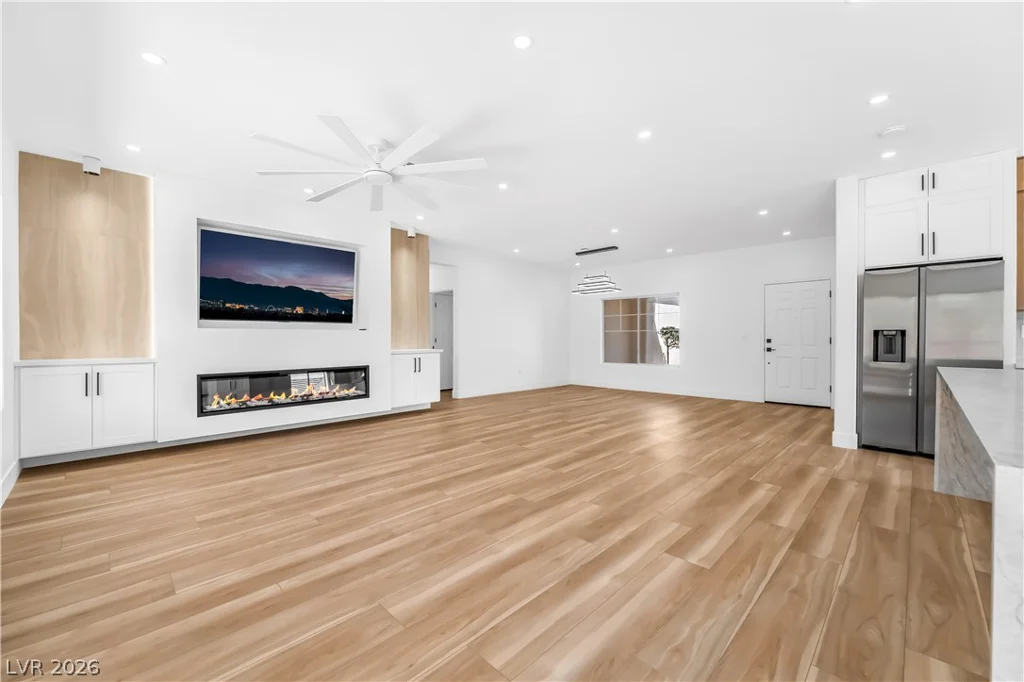 2537 Terrytown, Henderson, NV 89052