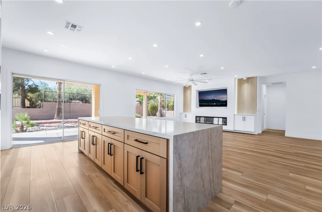 2537 Terrytown, Henderson, NV 89052