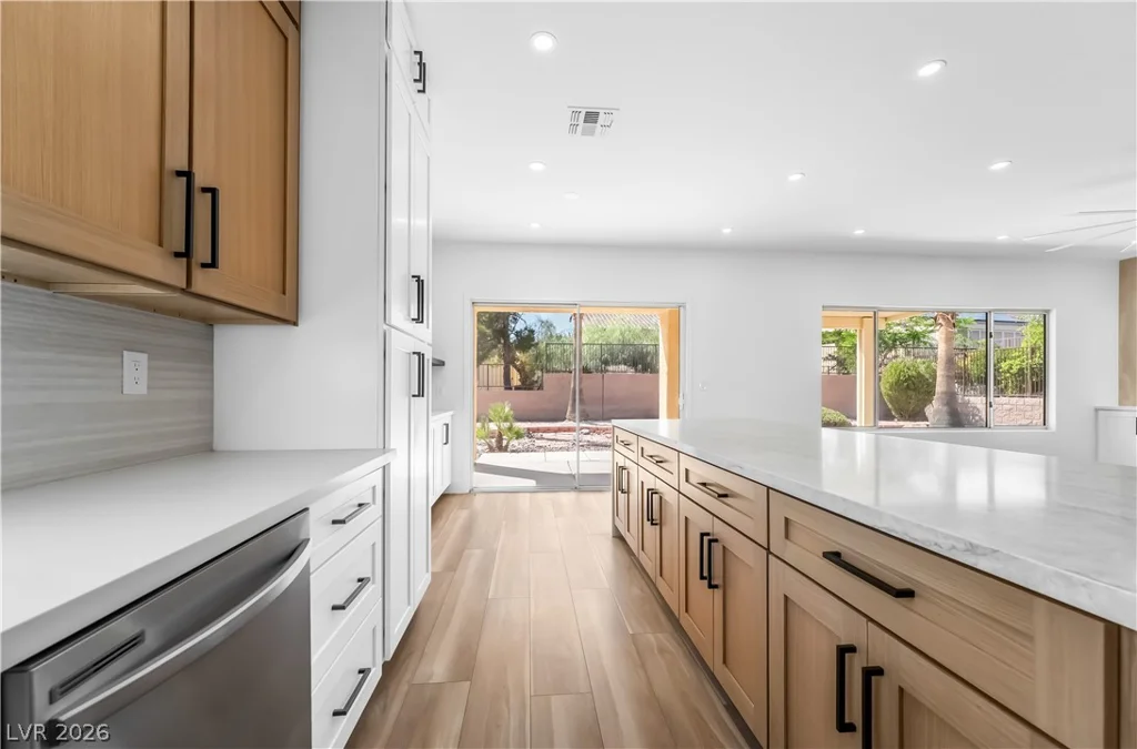2537 Terrytown, Henderson, NV 89052