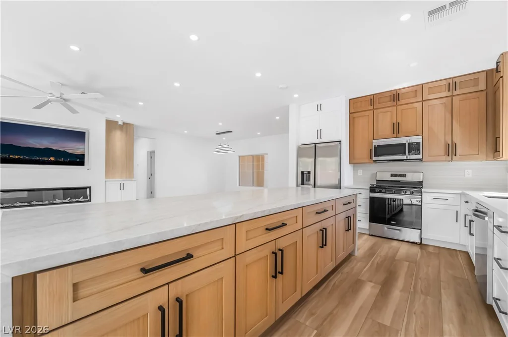2537 Terrytown, Henderson, NV 89052