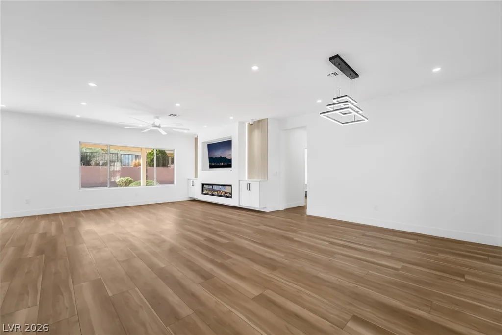 2537 Terrytown, Henderson, NV 89052
