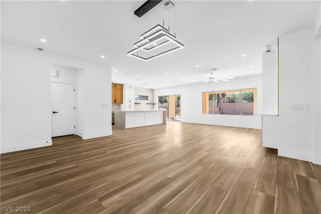 2537 Terrytown, Henderson, NV 89052