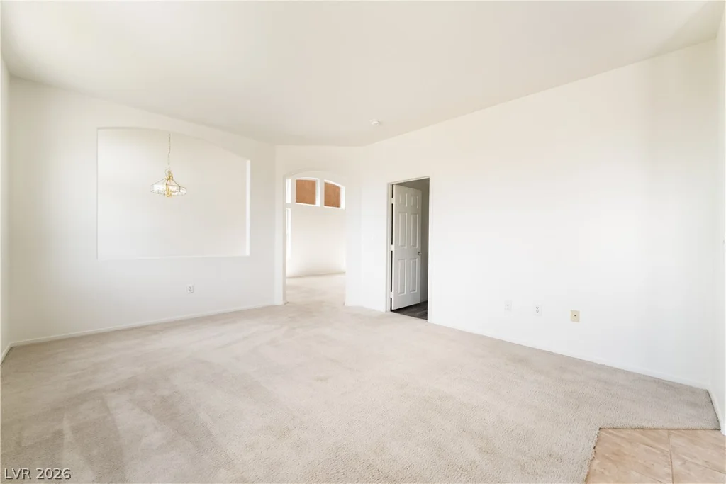 10208 Turin, Las Vegas, NV 89144