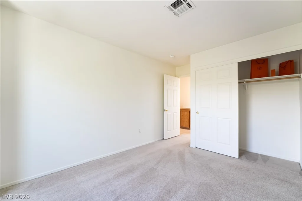 10208 Turin, Las Vegas, NV 89144