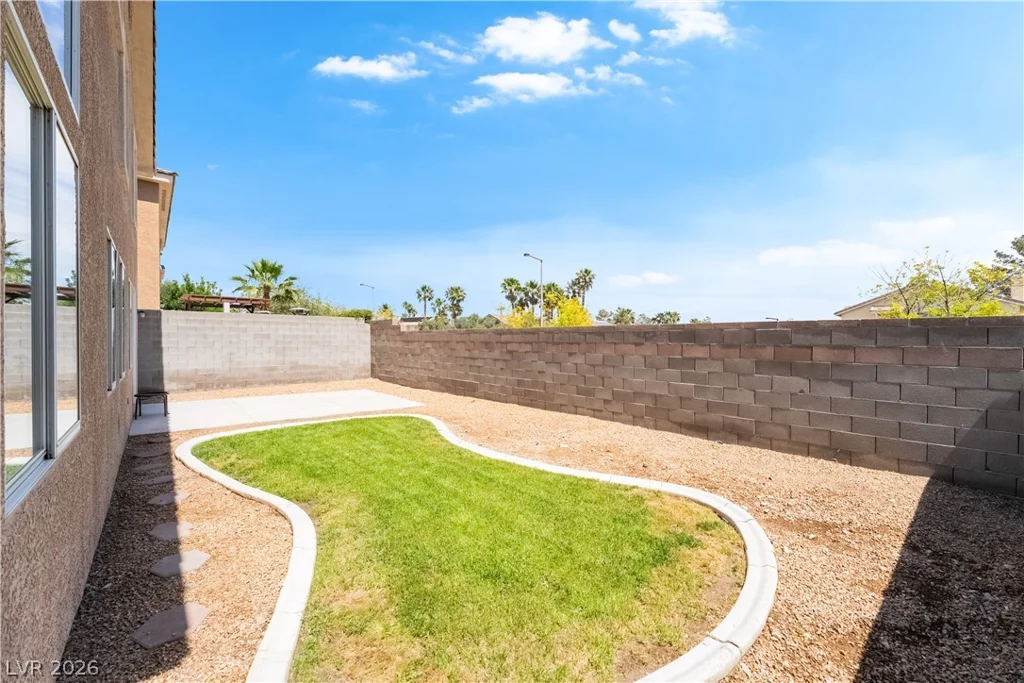10208 Turin, Las Vegas, NV 89144