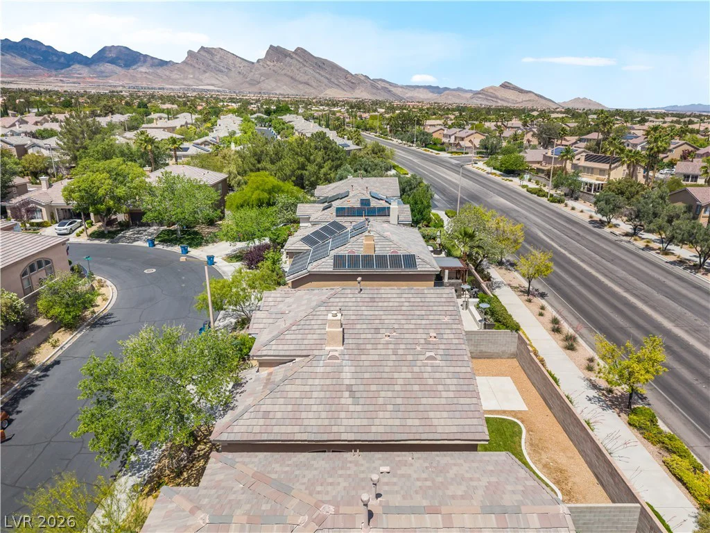 10208 Turin, Las Vegas, NV 89144