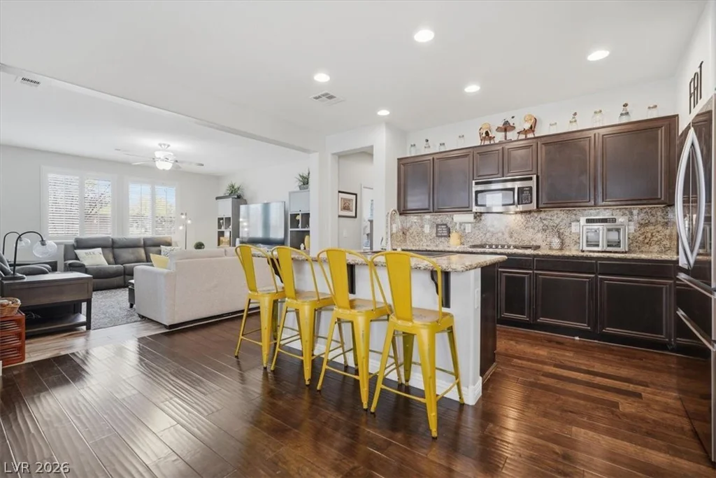 10315 Bush Mountain, Las Vegas, NV 89166