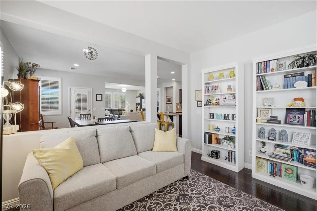 10315 Bush Mountain, Las Vegas, NV 89166
