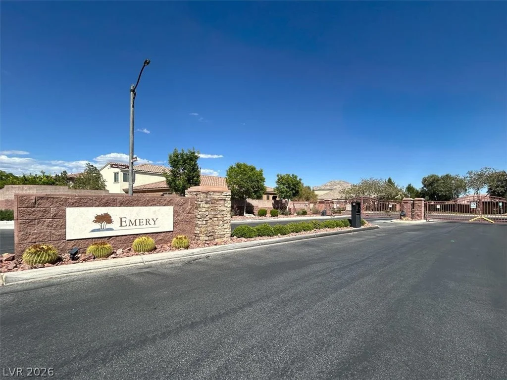 10315 Bush Mountain, Las Vegas, NV 89166