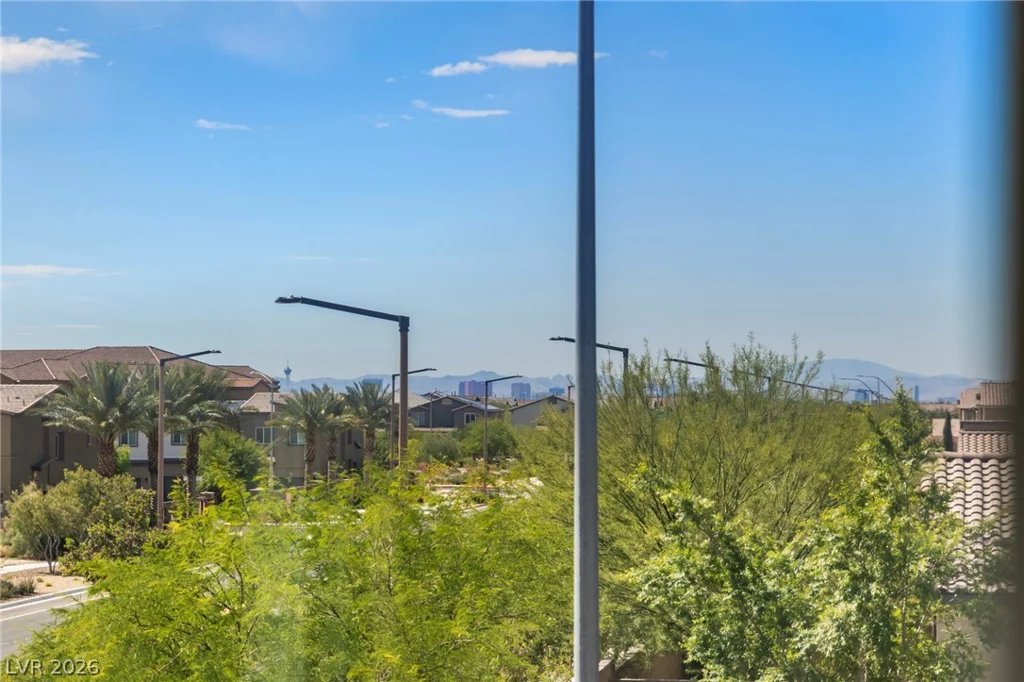 4304 Solitude Falls, North Las Vegas, NV 89084