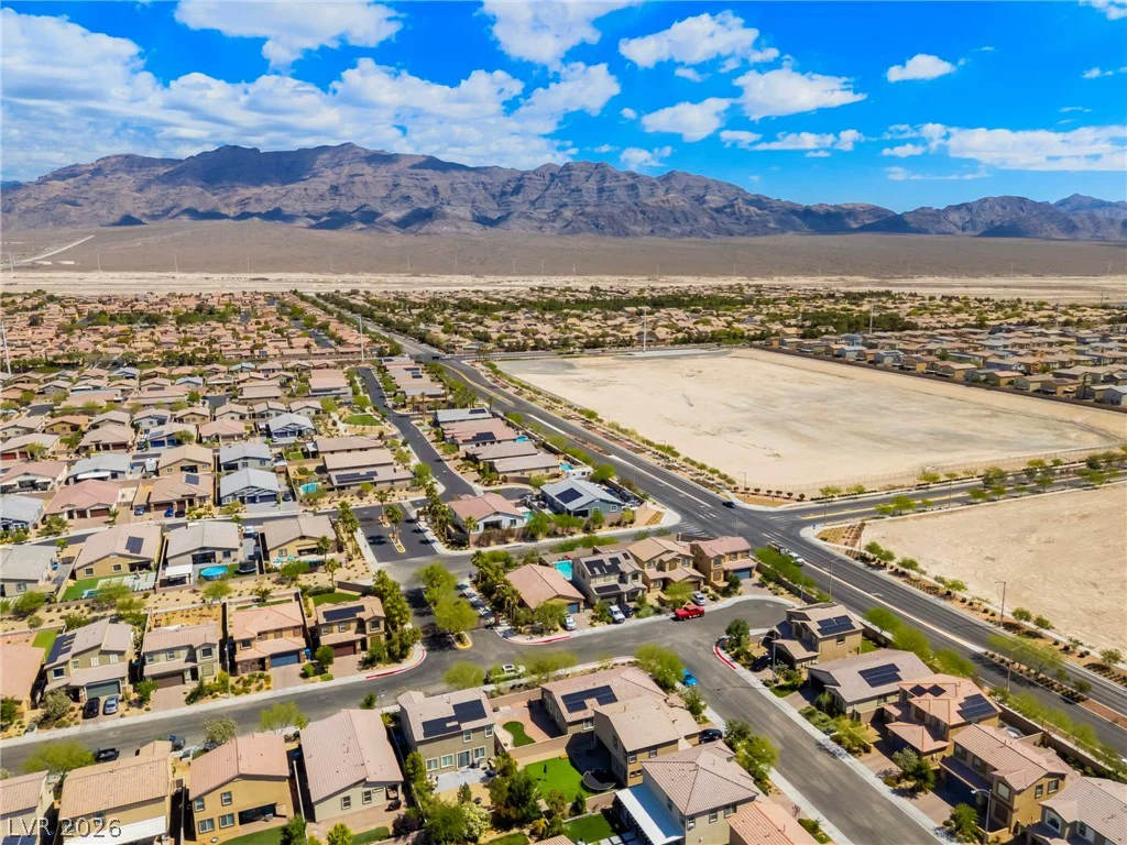 4304 Solitude Falls, North Las Vegas, NV 89084