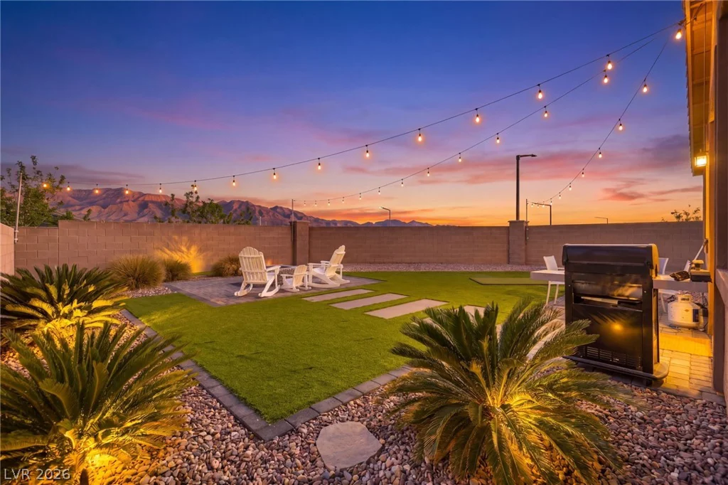 4304 Solitude Falls, North Las Vegas, NV 89084