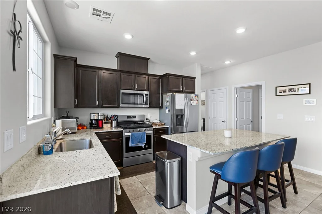4304 Solitude Falls, North Las Vegas, NV 89084