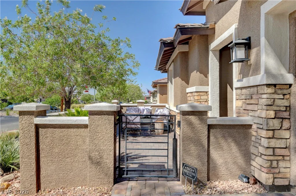 1102 Water, Henderson, NV 89011