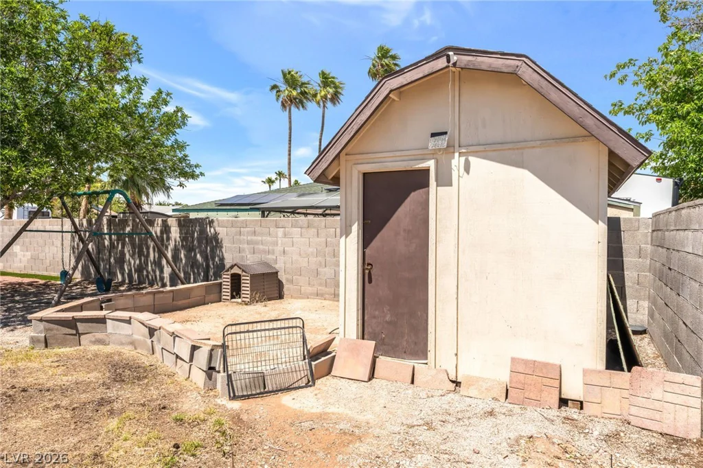 4528 Harmon, Las Vegas, NV 89121