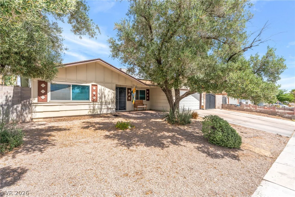4528 Harmon, Las Vegas, NV 89121