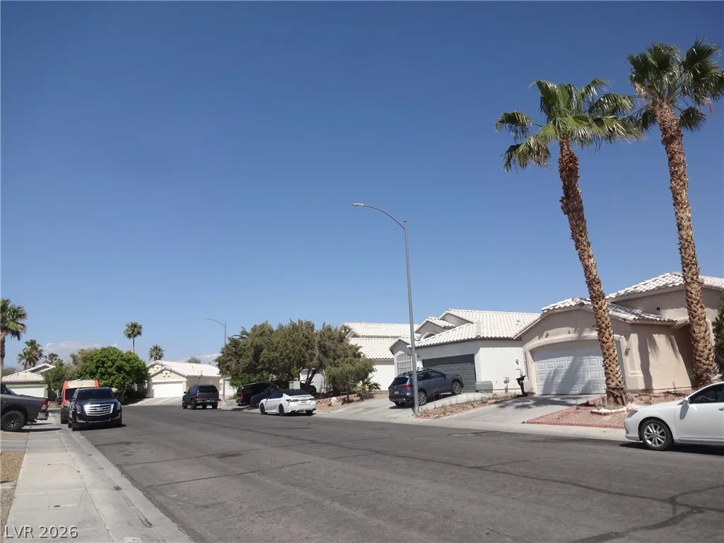 1533 Honey Vista, North Las Vegas, NV 89032