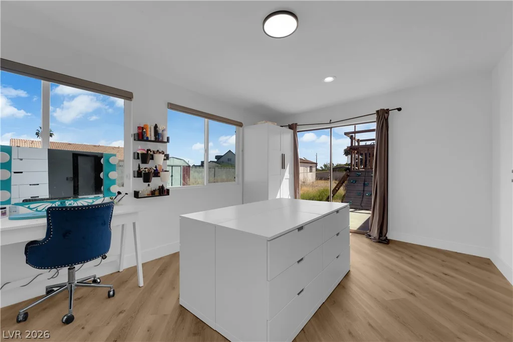 7810 Gilespie, Las Vegas, NV 89123