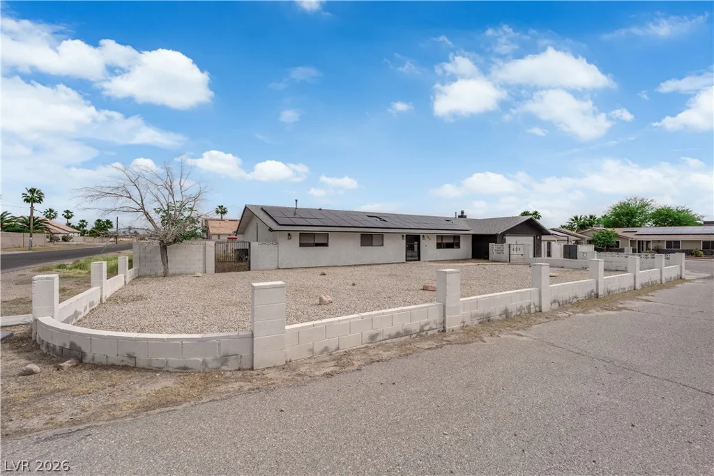 7810 Gilespie, Las Vegas, NV 89123