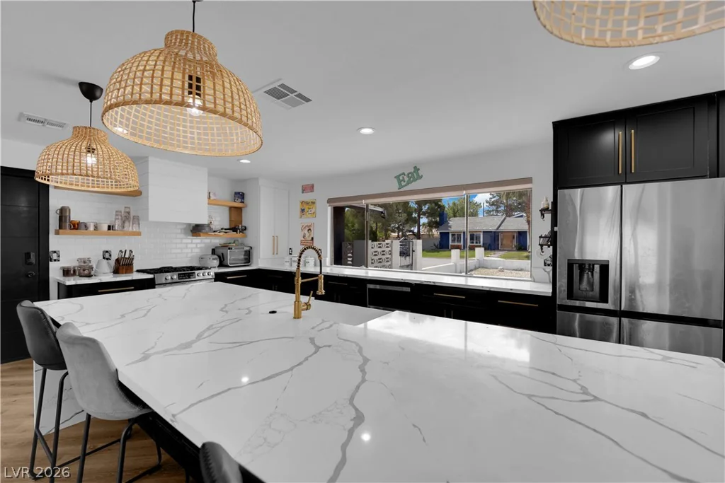 7810 Gilespie, Las Vegas, NV 89123