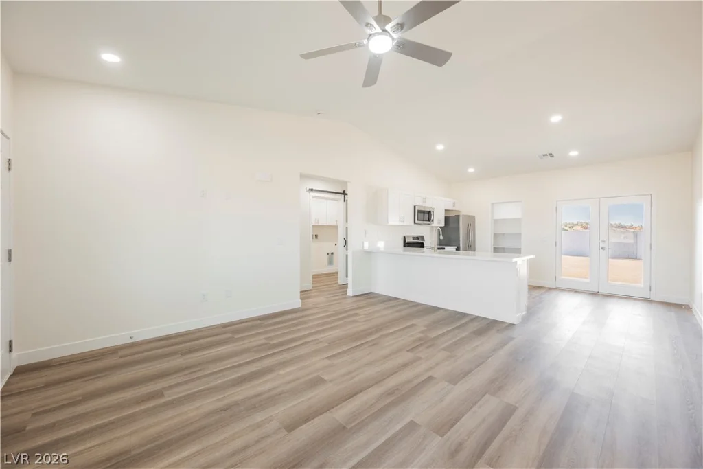 841 Valiant, Pahrump, NV 89060