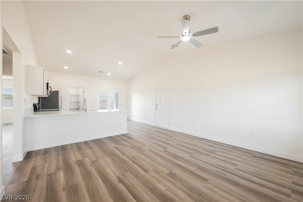 841 Valiant, Pahrump, NV 89060