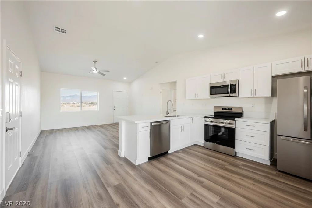 841 Valiant, Pahrump, NV 89060