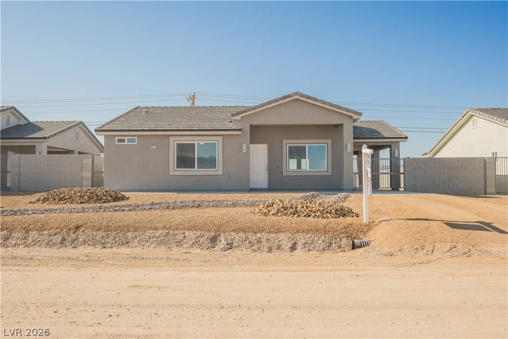 841 Valiant, Pahrump, NV 89060