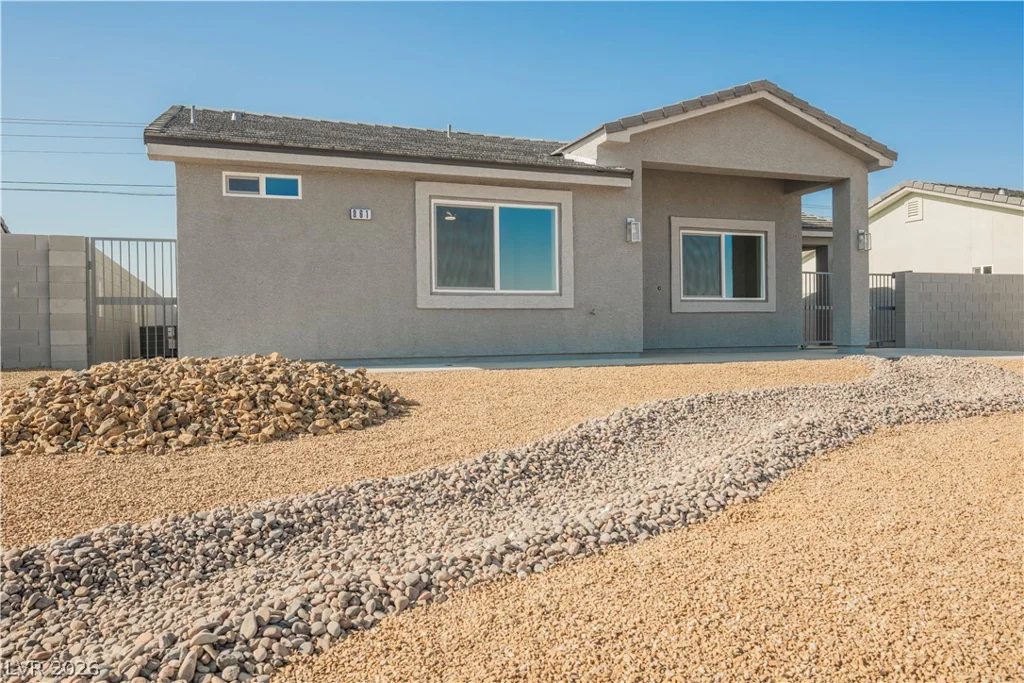 841 Valiant, Pahrump, NV 89060