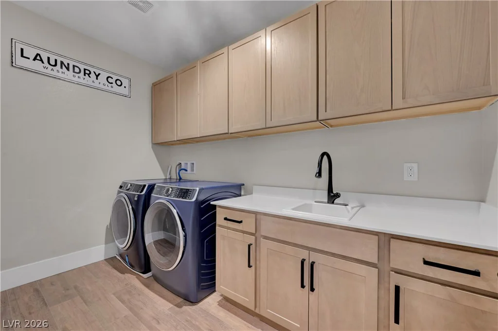 10226 Bismarck Palms, Las Vegas, NV 89166