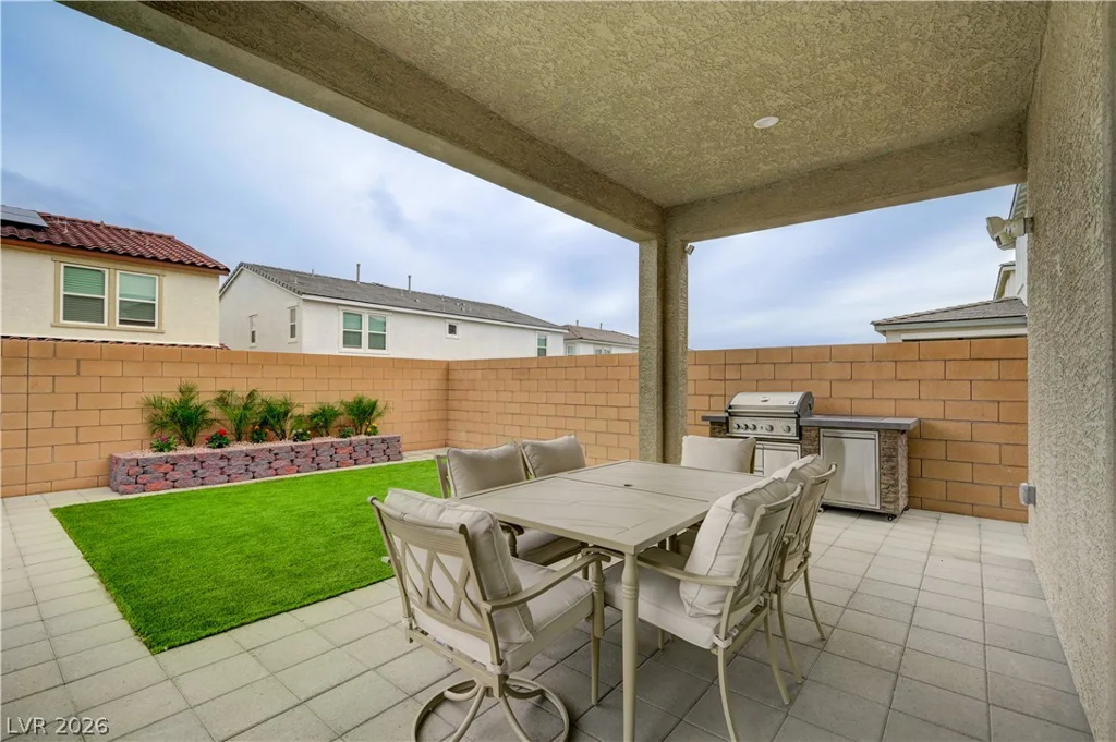 10226 Bismarck Palms, Las Vegas, NV 89166