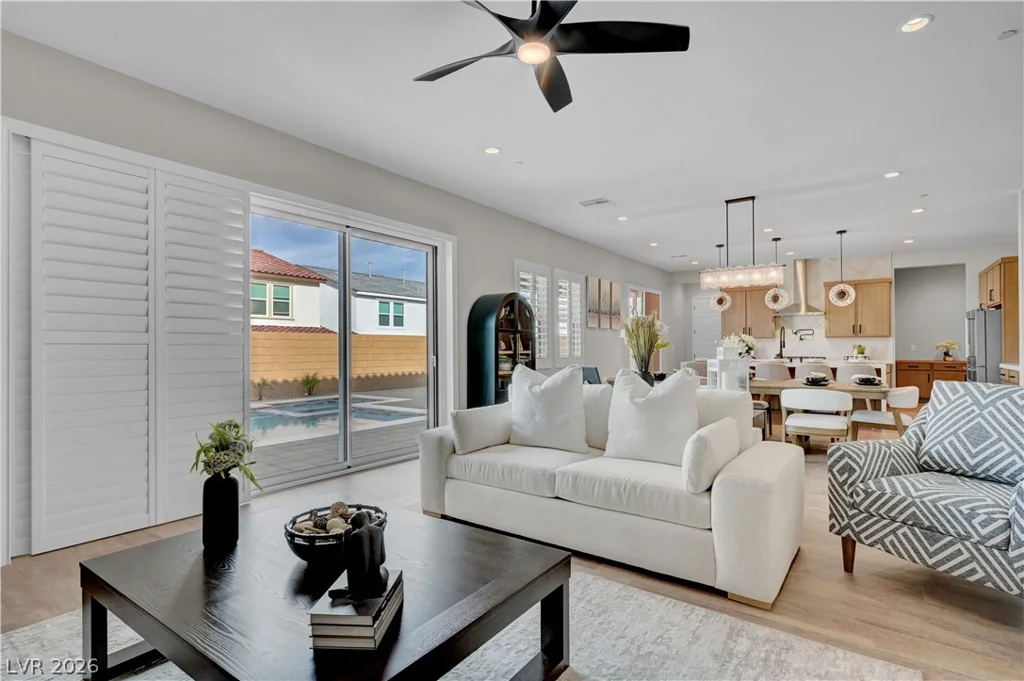 10226 Bismarck Palms, Las Vegas, NV 89166